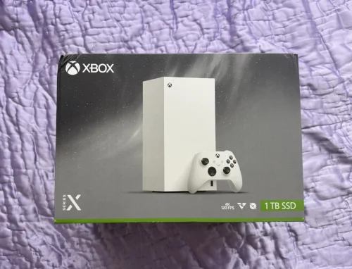 Xbox Series X Console - 1TB Digital Edition - Robot White - Brand New & Sealed